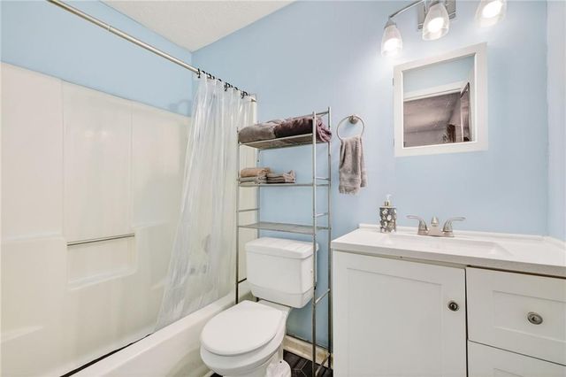 1572 Kings Ridge Drive, Norcross, GA 30093