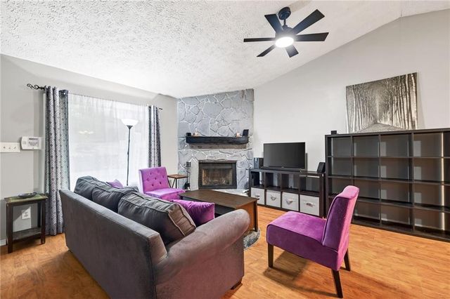 1572 Kings Ridge Drive, Norcross, GA 30093