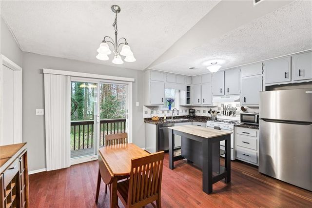 1572 Kings Ridge Drive, Norcross, GA 30093