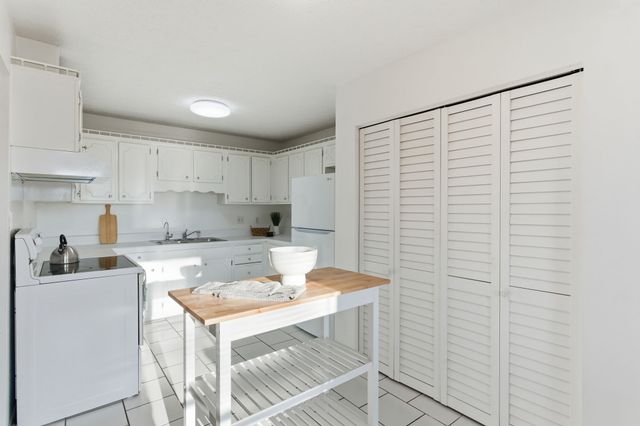 3617 Donna Kay Dr, Nashville, TN 37211