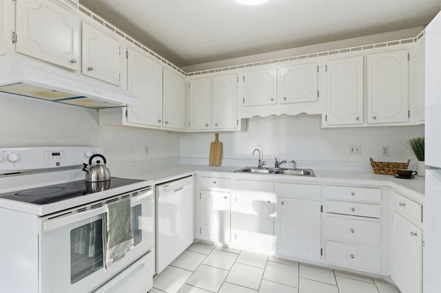 3617 Donna Kay Dr, Nashville, TN 37211