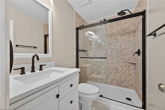 4314 Midhurst LN, Chesapeake, VA 23321