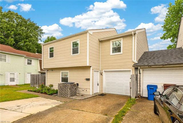 4314 Midhurst LN, Chesapeake, VA 23321