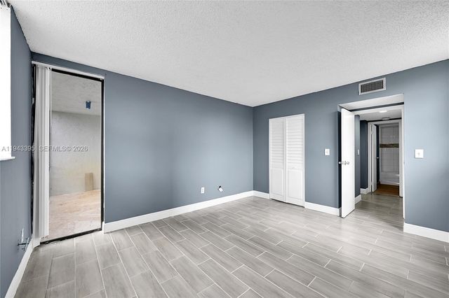 2850 Somerset Drive 105L, Lauderdale Lakes, FL 33311