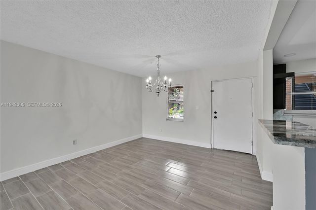 2850 Somerset Drive 105L, Lauderdale Lakes, FL 33311