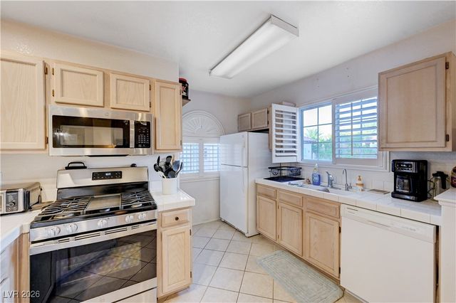 2925 Wigwam Parkway 1621, Henderson, NV 89074