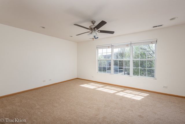 104 Concord Drive S, Oswego, IL 60543