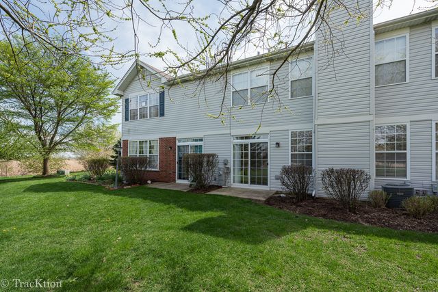104 Concord Drive S, Oswego, IL 60543