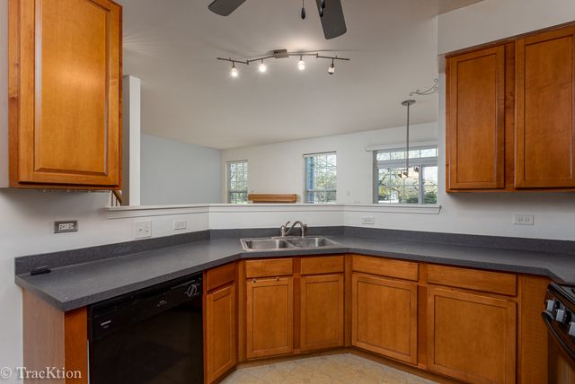 104 Concord Drive S, Oswego, IL 60543