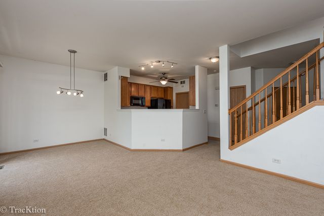 104 Concord Drive S, Oswego, IL 60543