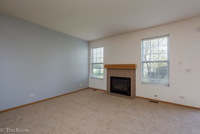 104 Concord Drive S, Oswego, IL 60543