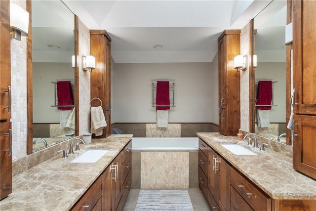 2120 Carter Lake Drive Drive, College Station, TX 77845