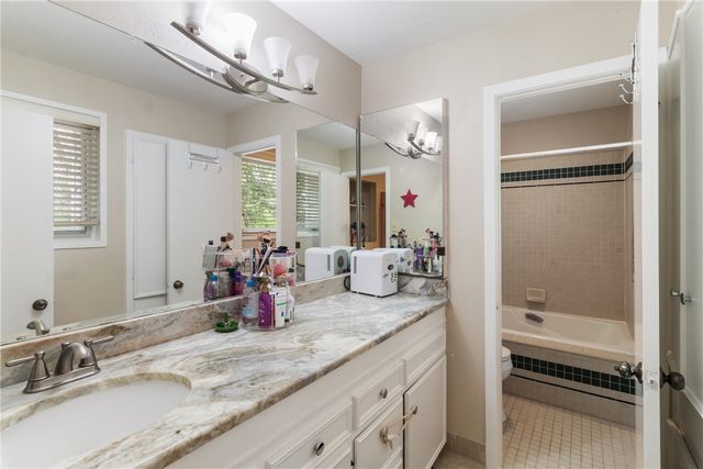 2120 Carter Lake Drive Drive, College Station, TX 77845
