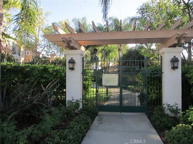 29 Del Cambrea, Irvine, CA 92606