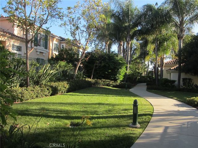 29 Del Cambrea, Irvine, CA 92606