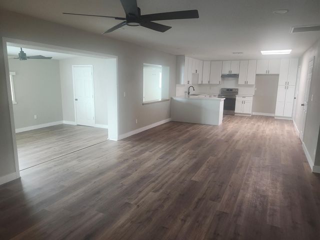 2267 E Caballero Circle, Mesa, AZ 85213