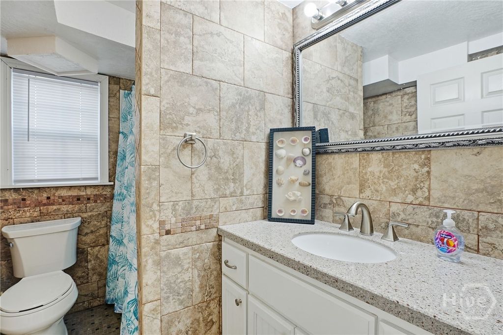 Image 17 of property listing at 1010 Live Oak Lane, Tybee Island, GA 31328