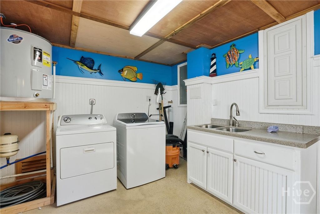 Image 18 of property listing at 1010 Live Oak Lane, Tybee Island, GA 31328