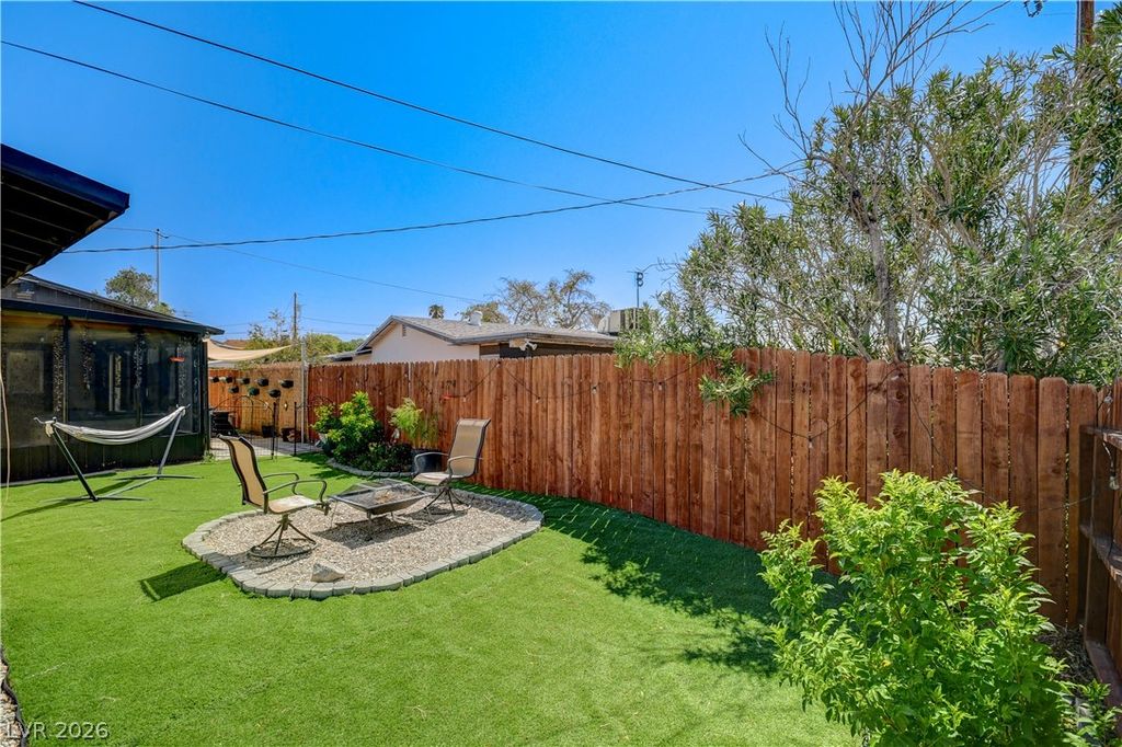 1102 Arapaho Way, Boulder City, NV 89005 — photo 4