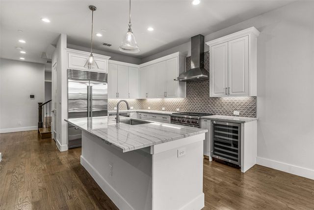 2800 Lakeside Parkway 102, Flower Mound, TX 75022