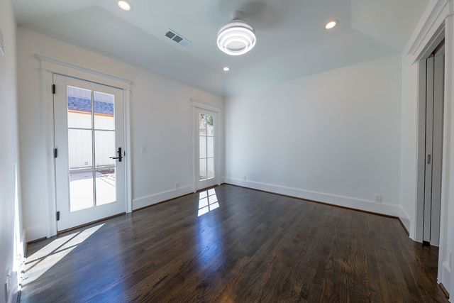 5230 Homer Street, Dallas, TX 75206