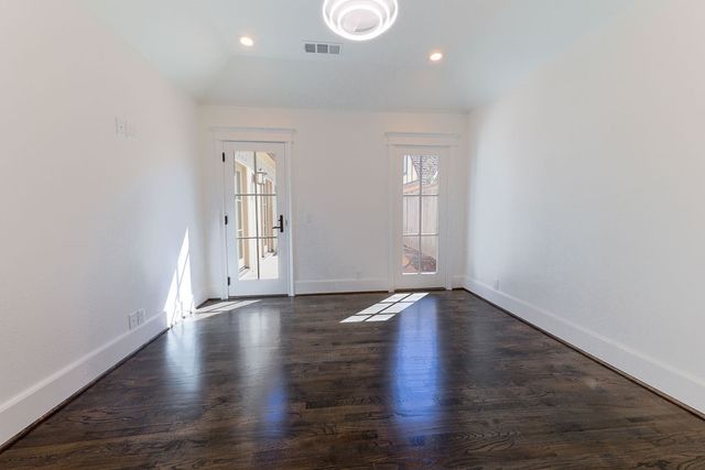 5230 Homer Street, Dallas, TX 75206