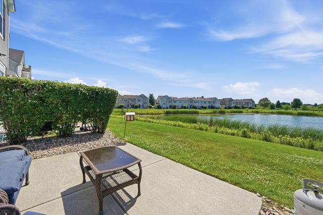 15242 KENMARE Circle, Manhattan, IL 60442