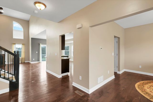 325 Long Trail, Ostrander, OH 43061