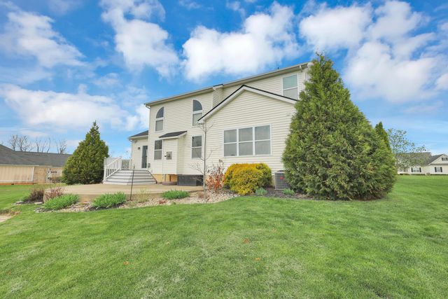 325 Long Trail, Ostrander, OH 43061