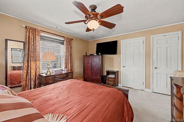 13 Lorenz Avenue, New Rochelle, NY 10801