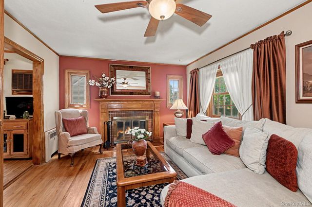 13 Lorenz Avenue, New Rochelle, NY 10801