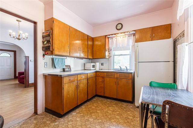 52 Almay Rd, Greece, NY 14616