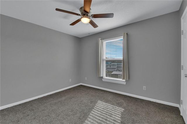 1877 Chickadee Drive, Liberty, MO 64068