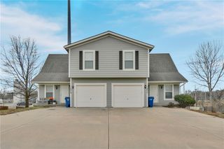 1877 Chickadee Drive, Liberty, MO 64068