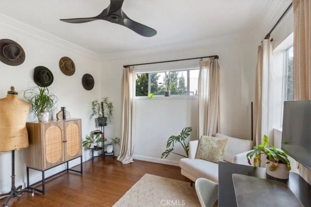 2207 Apex Avenue, Los Angeles, CA 90039