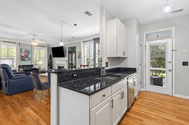 110 Mellish Court, Charleston, SC 29492