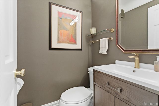 16621 Maumee Street, Grosse Pointe Park, MI 48230