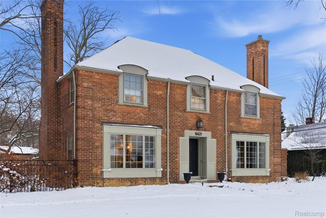 16621 Maumee Street, Grosse Pointe Park, MI 48230