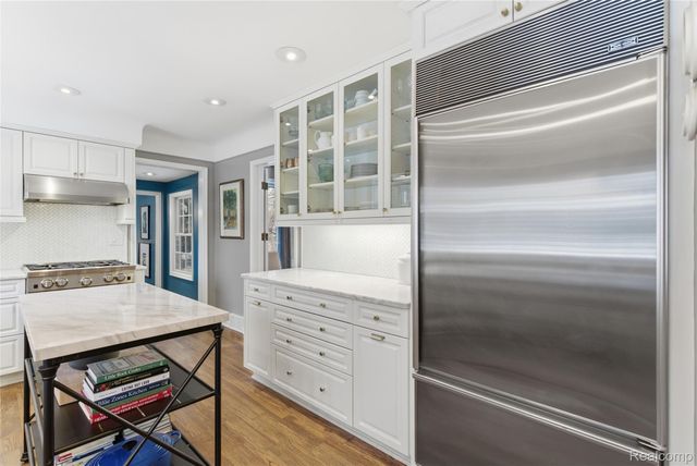 16621 Maumee Street, Grosse Pointe Park, MI 48230