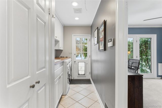 16621 Maumee Street, Grosse Pointe Park, MI 48230