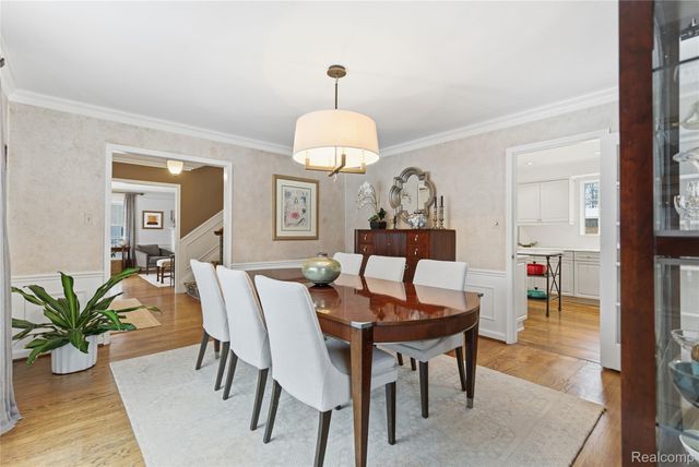 16621 Maumee Street, Grosse Pointe Park, MI 48230