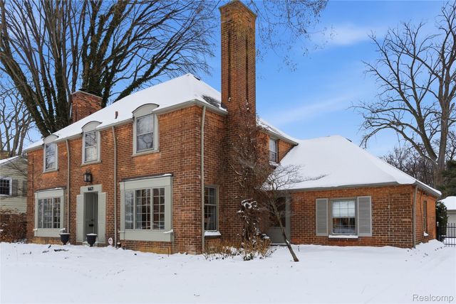 16621 Maumee Street, Grosse Pointe Park, MI 48230