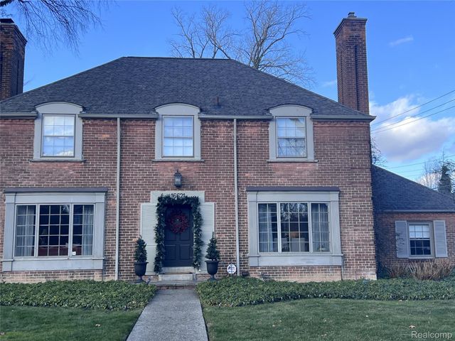 16621 Maumee Street, Grosse Pointe Park, MI 48230