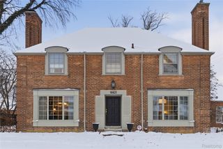 16621 Maumee Street, Grosse Pointe Park, MI 48230
