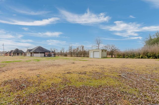 4632 Mckenzie Ln, Brusly, LA 70719