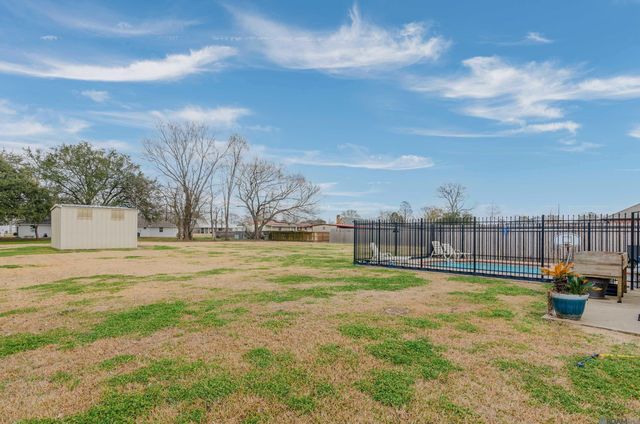 4632 Mckenzie Ln, Brusly, LA 70719