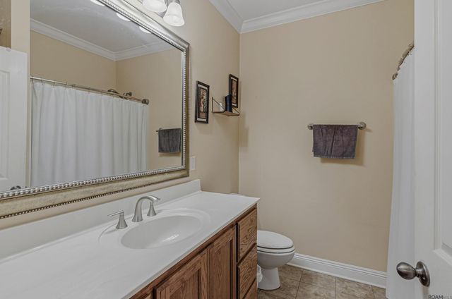 4632 Mckenzie Ln, Brusly, LA 70719