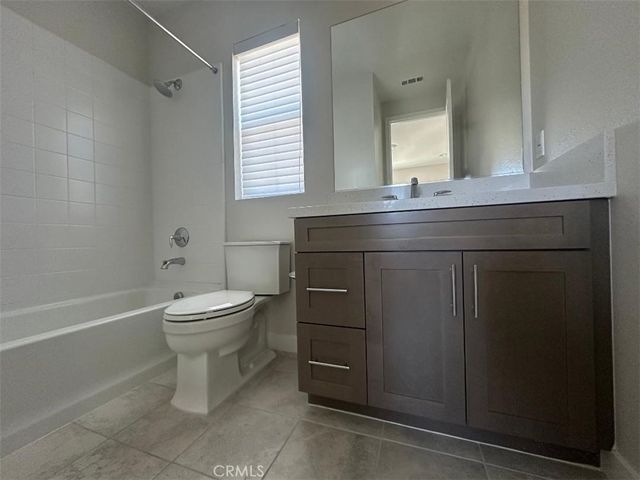 220 Edna, Lake Forest, CA 92630