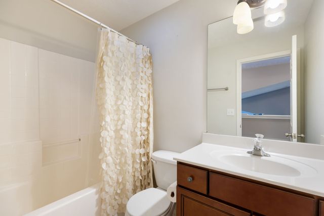 1056 Somerset Springs Dr, Spring Hill, TN 37174