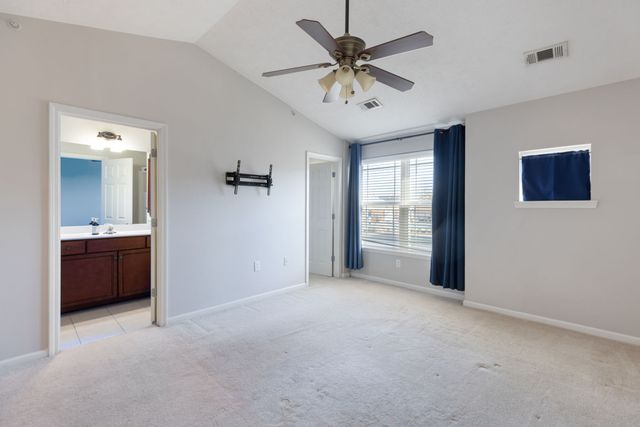 1056 Somerset Springs Dr, Spring Hill, TN 37174